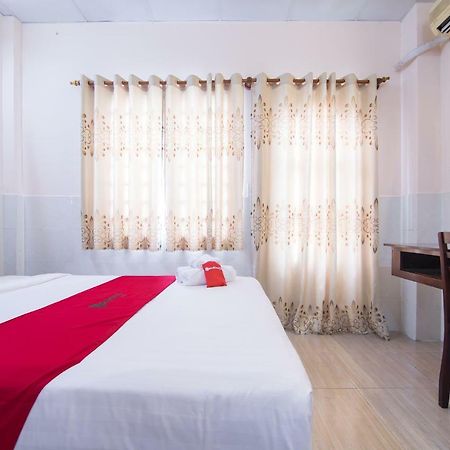 Hotel Reddoorz Near Khu Che Xuat Tan Thuan 2 Thành Pho Ho Chí Minh Esterno foto