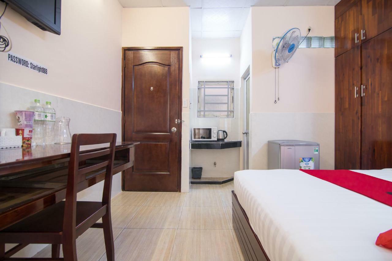 Hotel Reddoorz Near Khu Che Xuat Tan Thuan 2 Thành Pho Ho Chí Minh Esterno foto