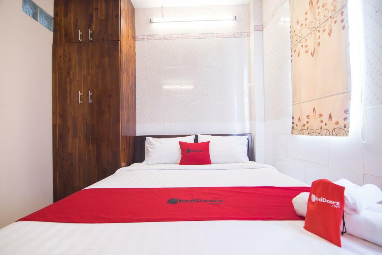 Hotel Reddoorz Near Khu Che Xuat Tan Thuan 2 Thành Pho Ho Chí Minh Esterno foto