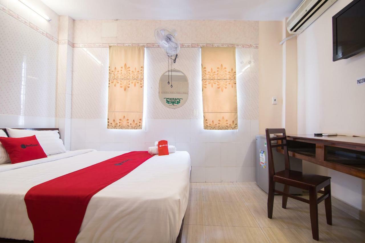 Hotel Reddoorz Near Khu Che Xuat Tan Thuan 2 Thành Pho Ho Chí Minh Esterno foto