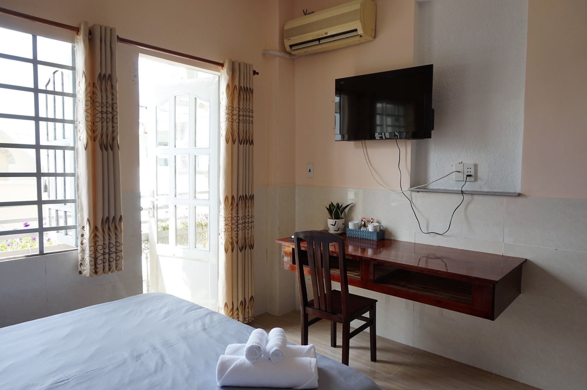 Hotel Reddoorz Near Khu Che Xuat Tan Thuan 2 Thành Pho Ho Chí Minh Esterno foto